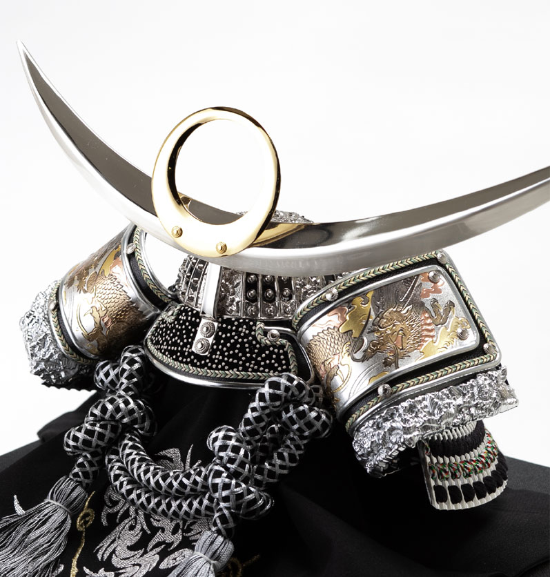31b上上杉謙信公創作兜 銀彫金兜飾り 戦国武将鎧兜 小木人形オンラインショップ 31b上上杉謙信公創作兜 銀彫金兜飾り 戦国武将鎧兜 小木人形オンラインショップ